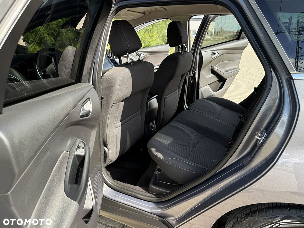 Ford Focus 1.6 TDCi DPF Titanium - 23