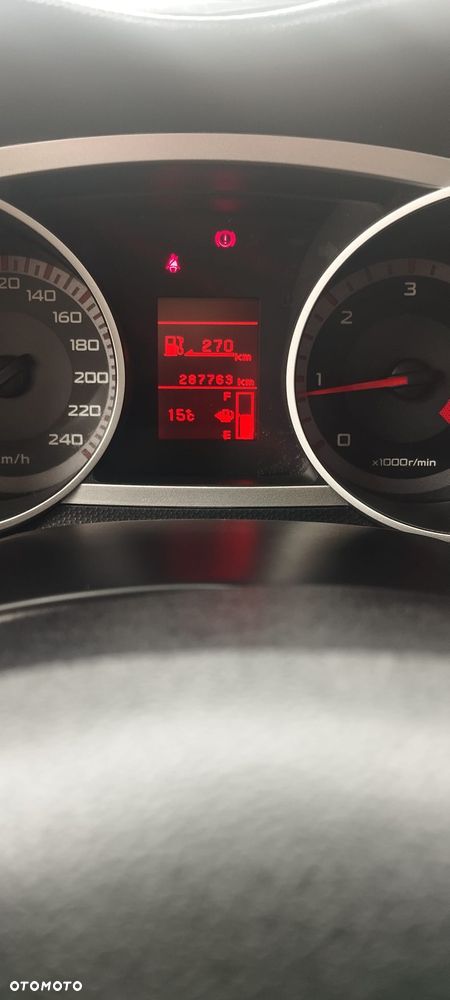 Peugeot 4007 2.2HDi Premium - 10