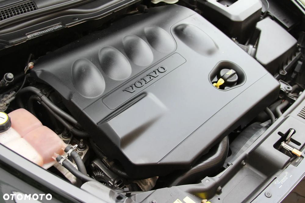 Volvo S40 2.0D Momentum - 23