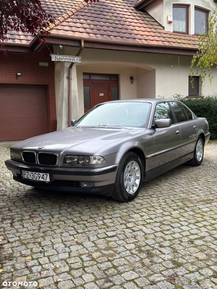 BMW Seria 7 730d - 8
