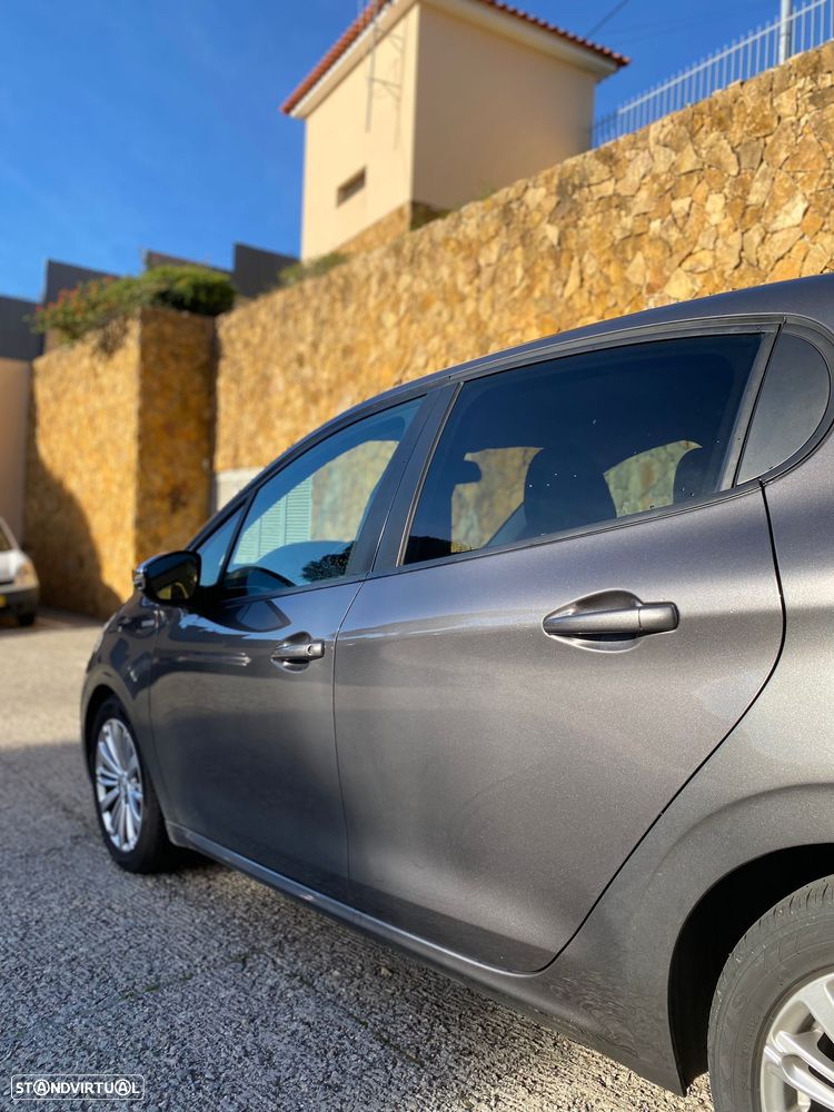 Peugeot 208 1.6 BlueHDi Style - 3