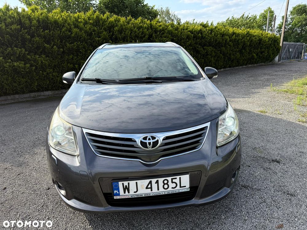 Toyota Avensis 2.0 D-4D Premium - 3
