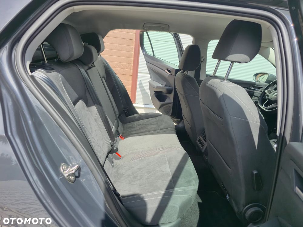 Volkswagen Golf 1.4 eHybrid OPF DSG Style - 29