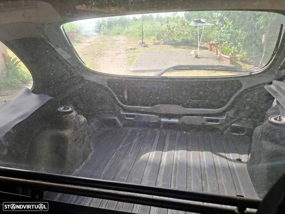 Ford Fiesta 1.8 TDdi Studio - 4