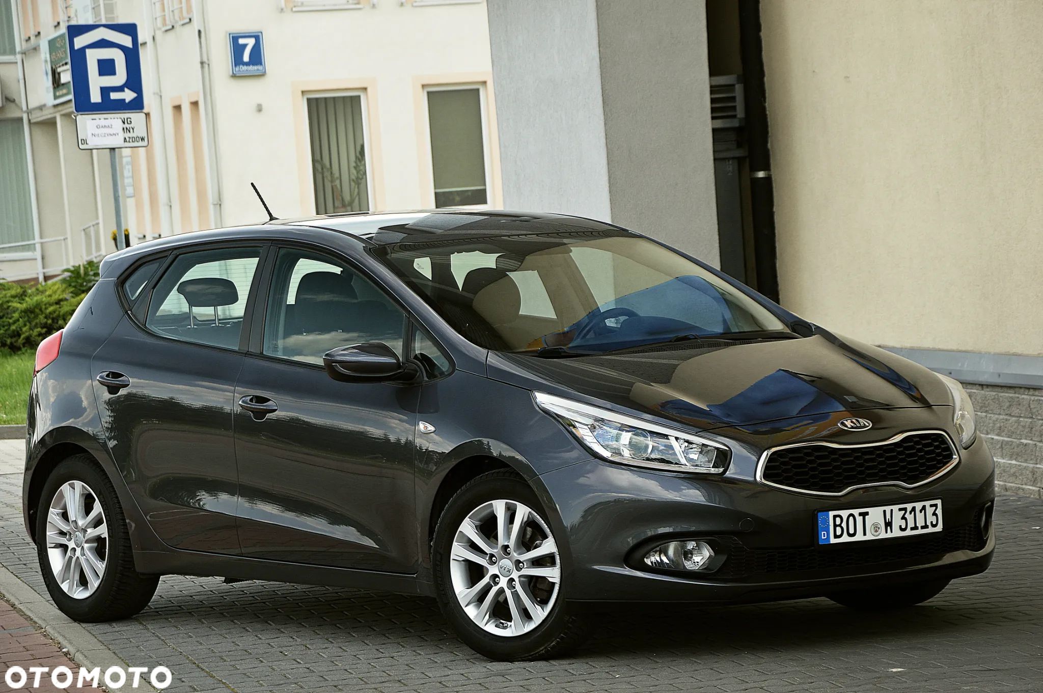 Kia Ceed 1.4 CVVT SW Attract - 1