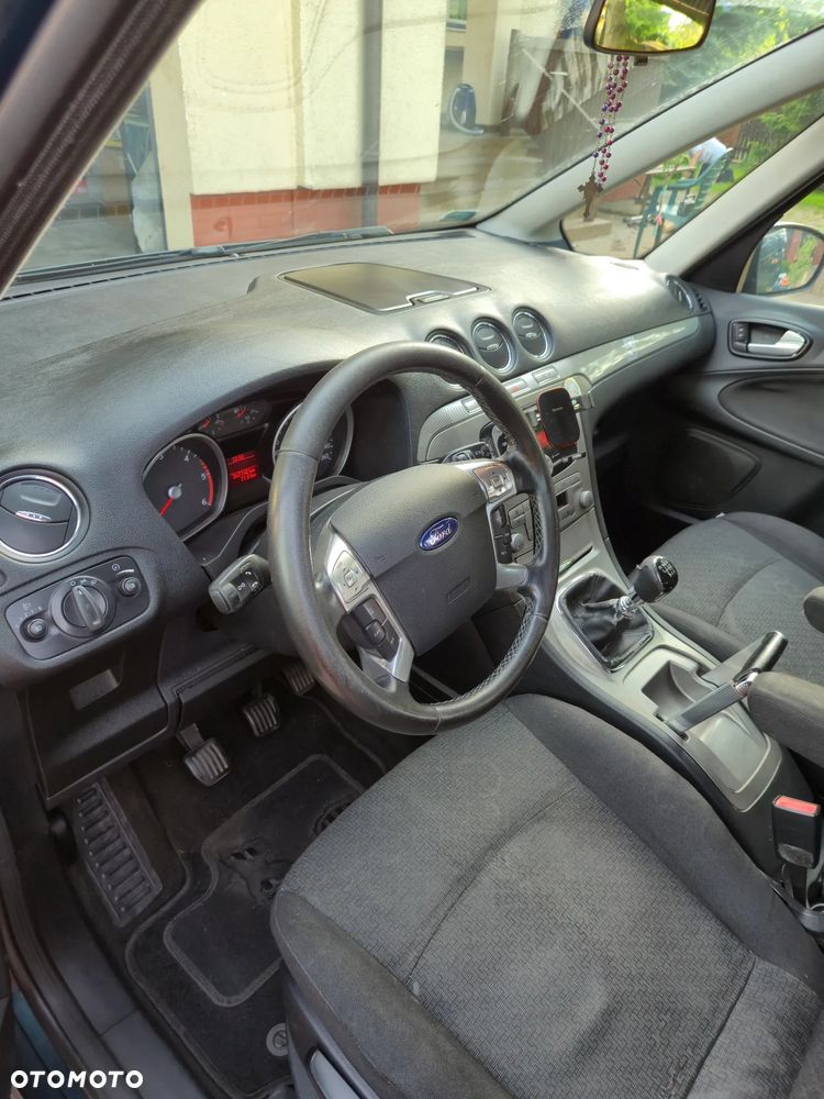 Ford Galaxy 2.0 TDCi Titanium - 15