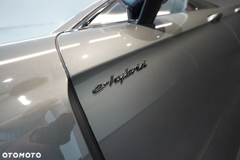 Porsche Panamera 4S E-Hybrid PHEV - 36
