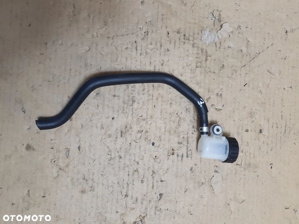 ZBIORNIK ZBIORNICZEK PŁYNU HAMULCOWEGO YAMAHA SUZUKI KAWASAKI - 1