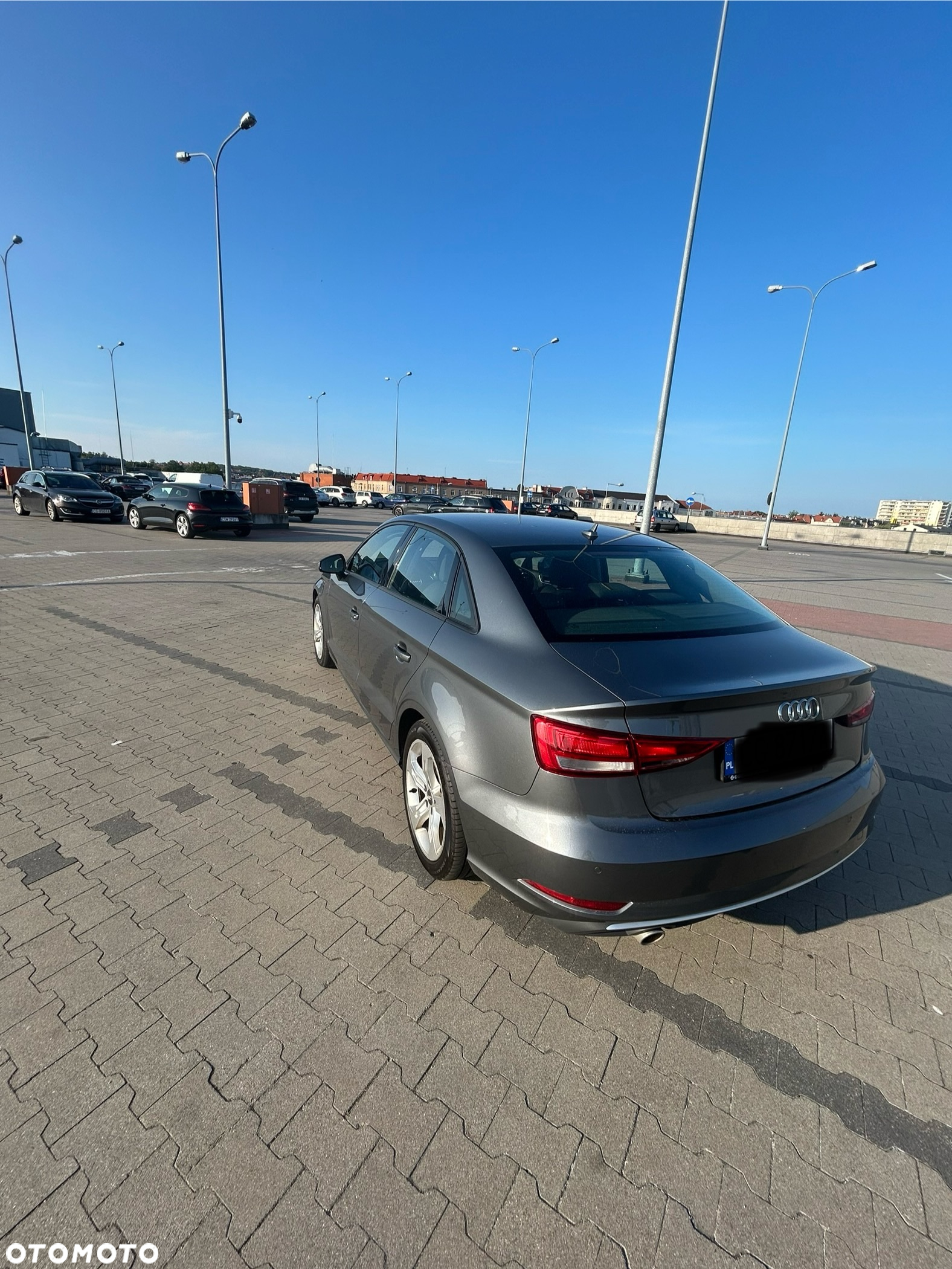 Audi A3 1.6 TDI Sport S tronic - 2