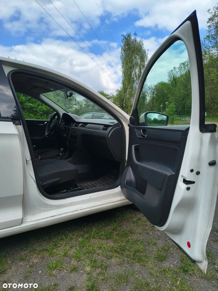 Skoda RAPID 1.6 TDI DPF Active - 4