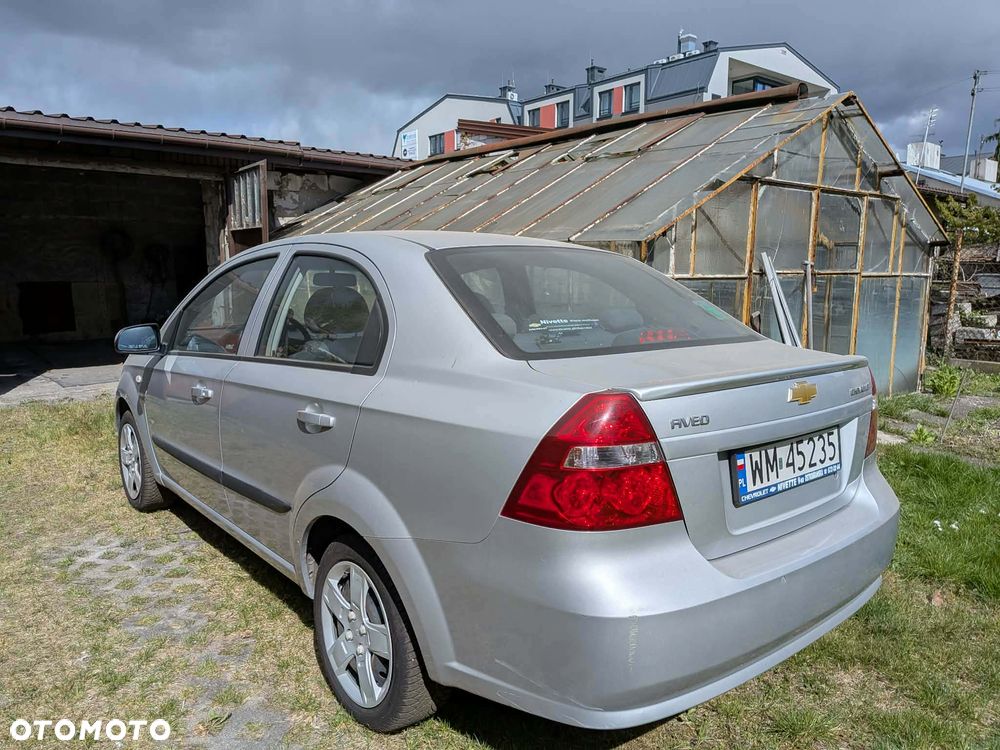 Chevrolet Aveo - 5