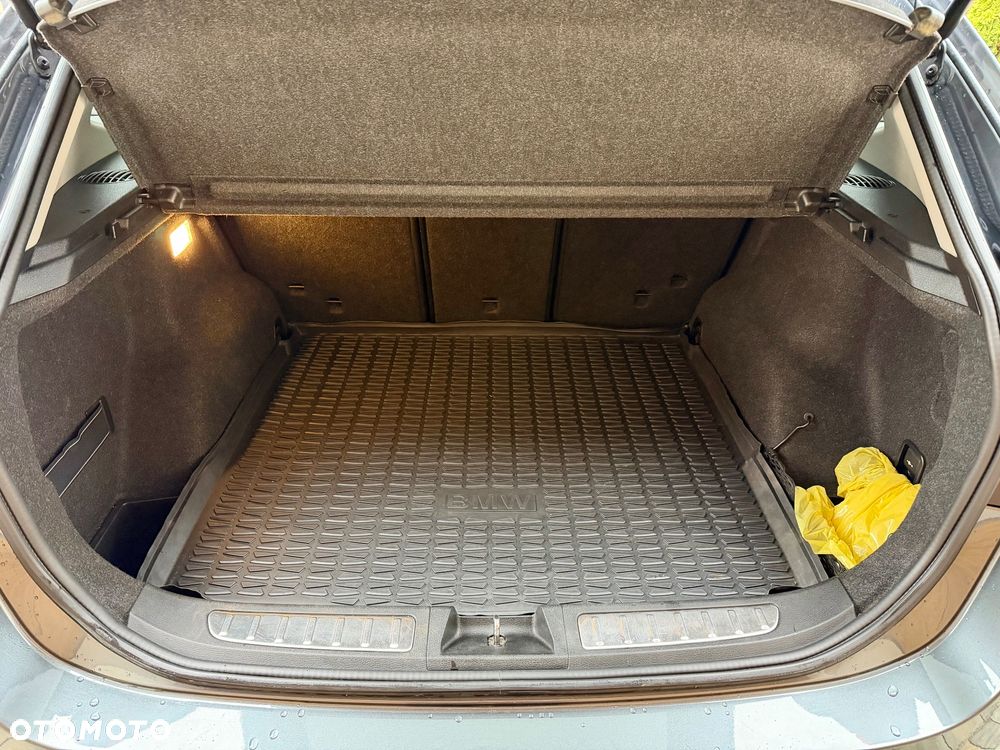 BMW X1 xDrive18d Sport Line - 9