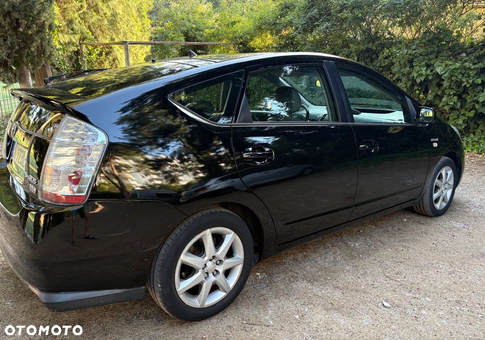 Toyota Prius 1.5 VVT-i Prestige - 2