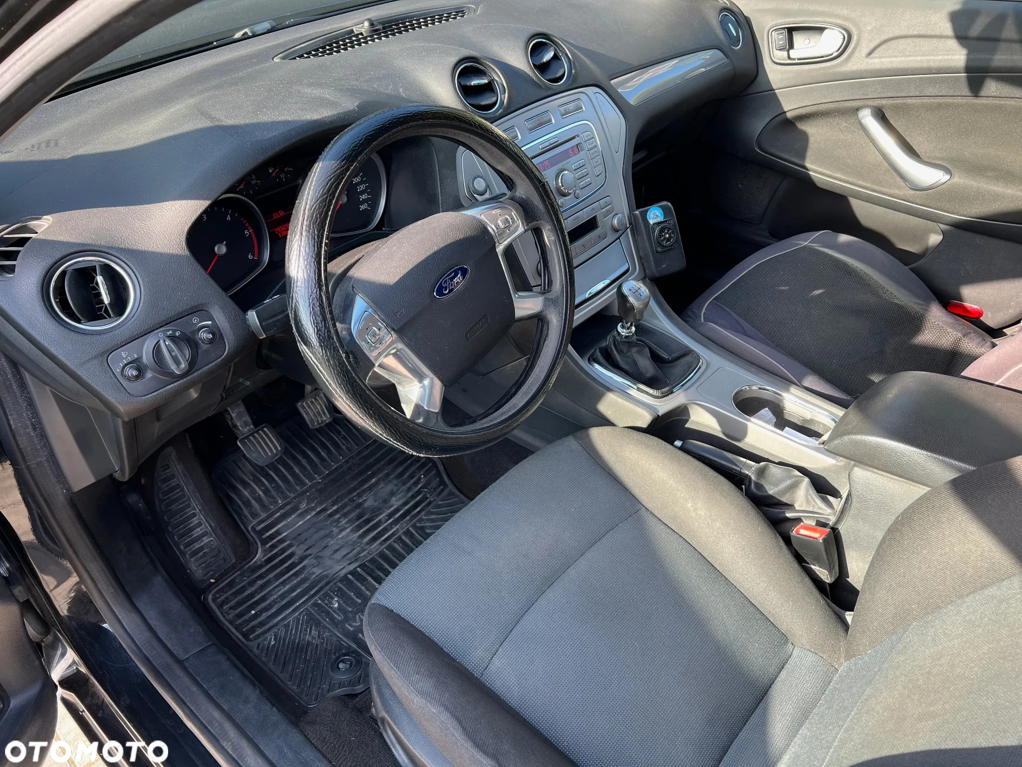 Ford Mondeo 1.8 TDCi Ambiente - 7