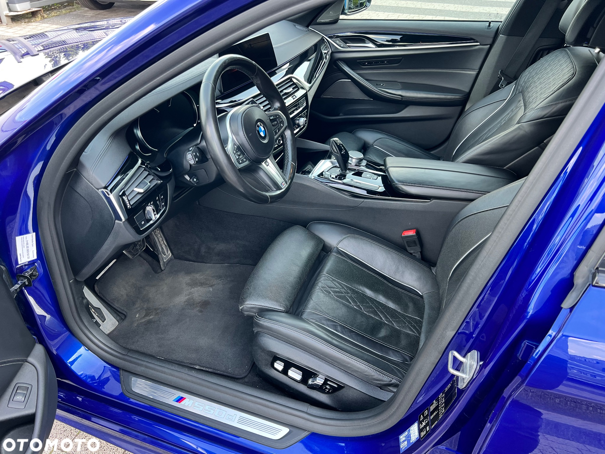 BMW Seria 5 M550d xDrive - 9