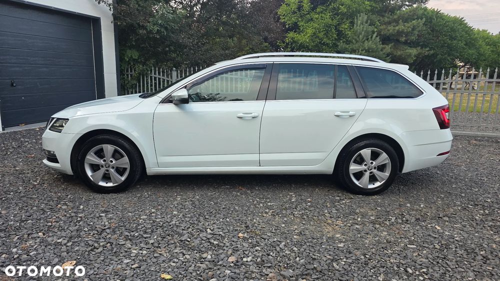 Skoda Octavia 1.6 TDI SCR Business - 4