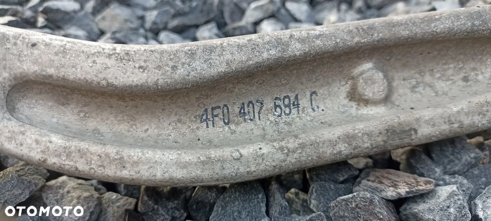 AUDI A6 C6 WAHACZ PRZEDNI BANAN ORYGINAL AUDI IDEALNY - 12