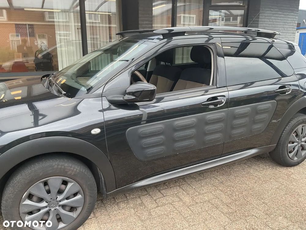 Citroën C4 Cactus BlueHDi 100 Stop&Start Shine - 2