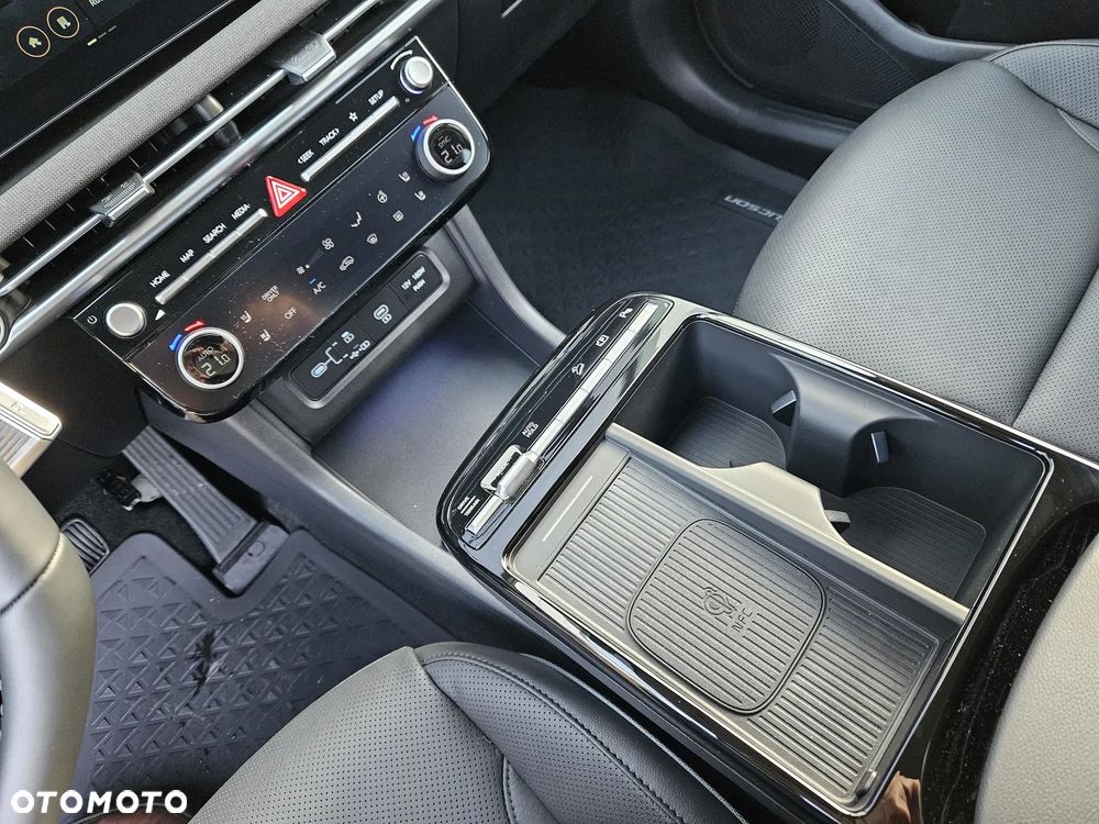 Hyundai Tucson 1.6 T-GDi HEV Platinum 2WD - 25