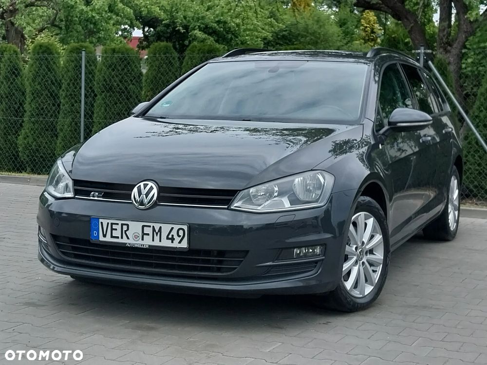 Volkswagen Golf 1.6 TDI DPF Highline - 1