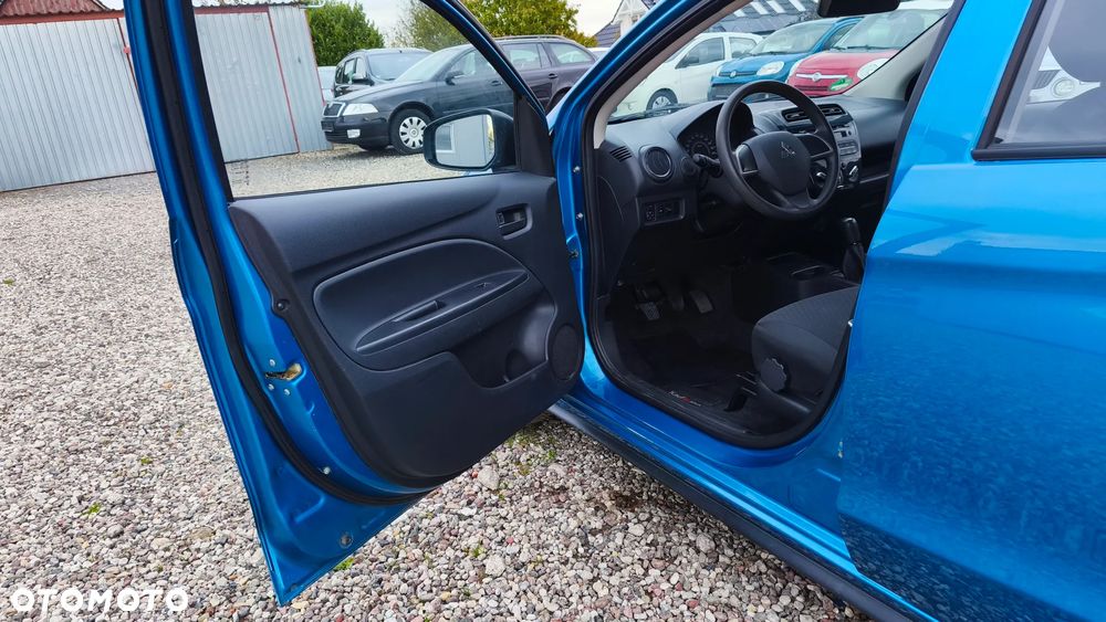 Mitsubishi Space Star - 14