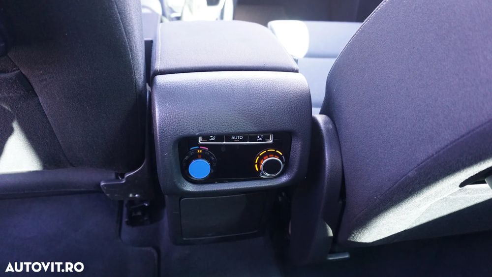 Volkswagen Sharan 2.0 TDI 4MOTION Blue Motion Style - 15