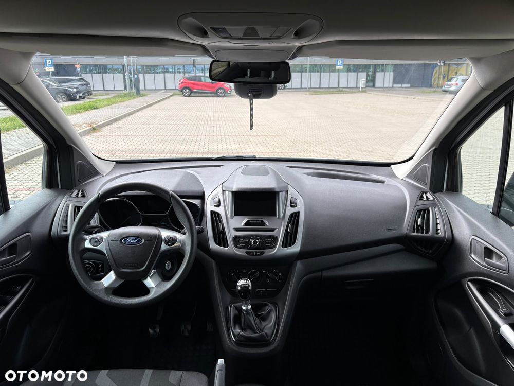 Ford Tourneo Connect Grand - 31