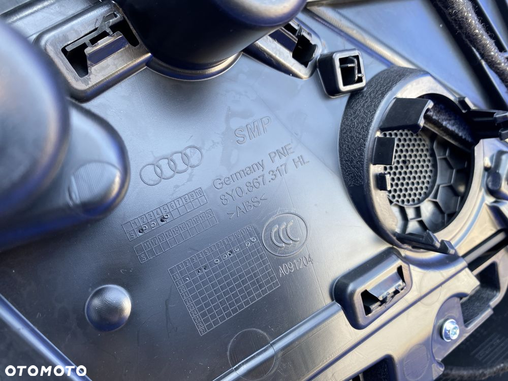 BOCZEK tapicerka drzwi AUDI A3 8Y lewy tył Bang Olufsen Ambiente - 8