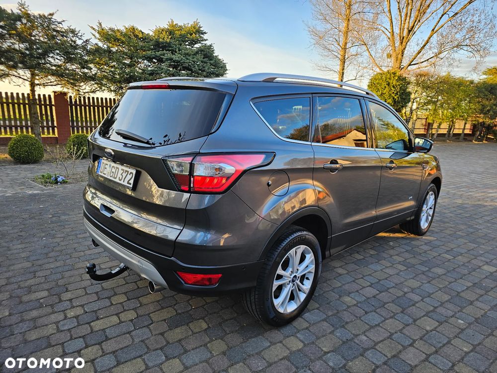 Ford Kuga - 3