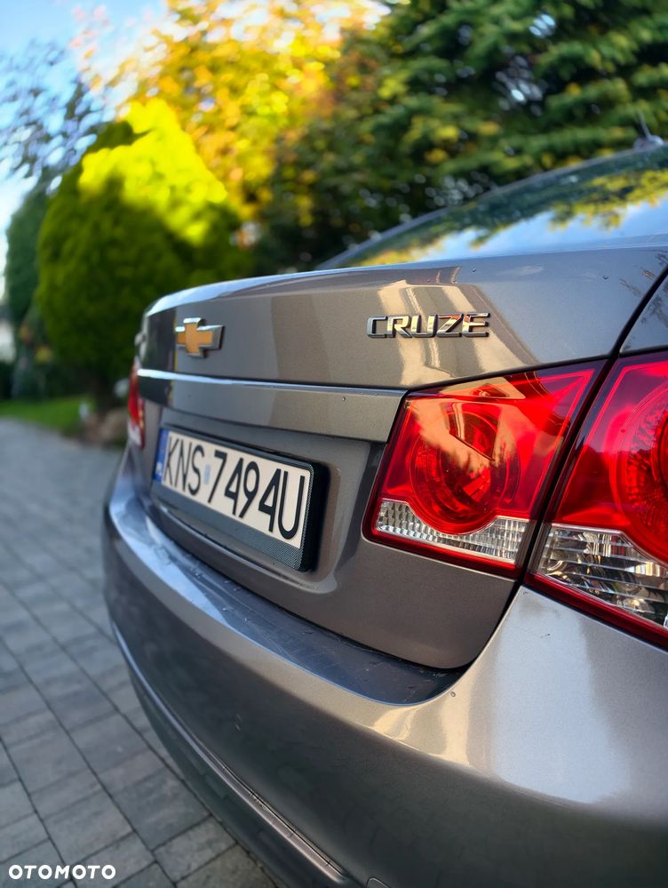 Chevrolet Cruze - 18