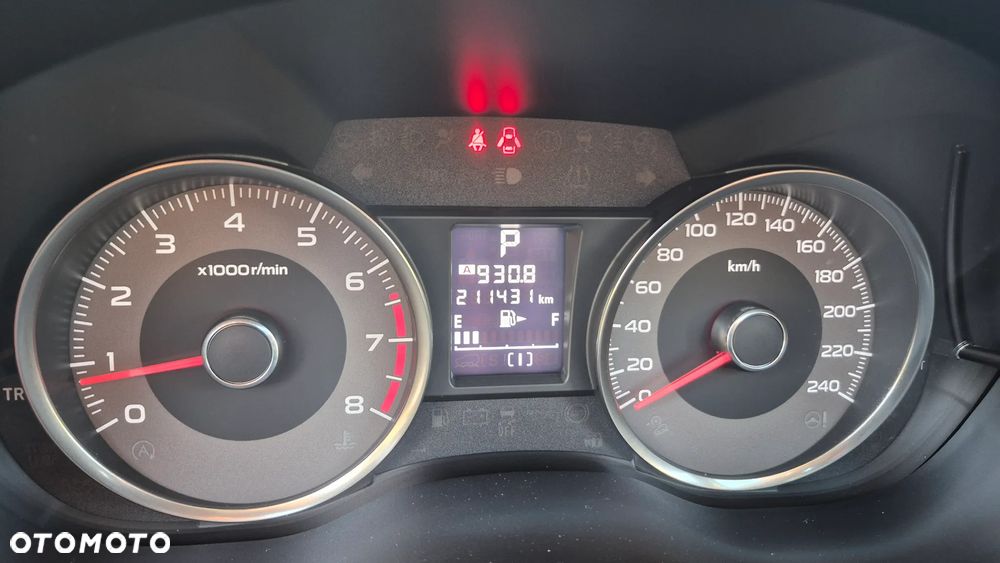 Subaru Forester 2.0i Exclusive Lineartronic EU6 - 28