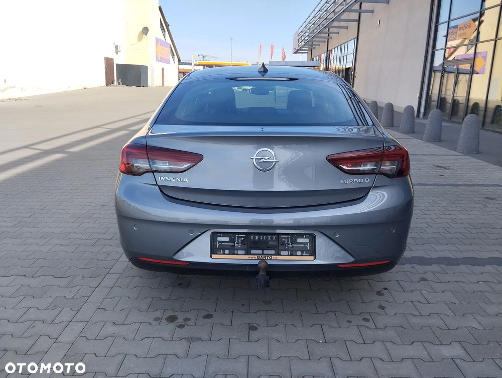 Opel Insignia 1.6 CDTI - 10