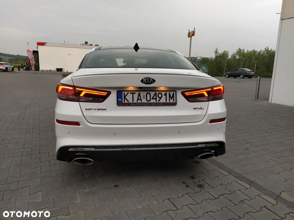 Kia Optima - 10