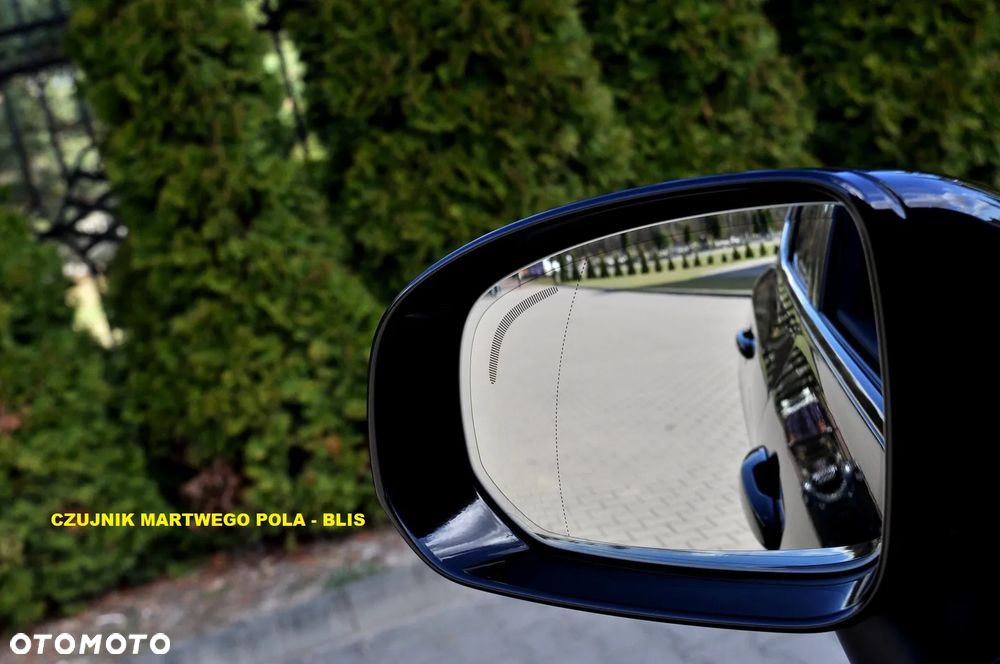 Volvo XC 60 B4 D AWD Plus Dark - 34