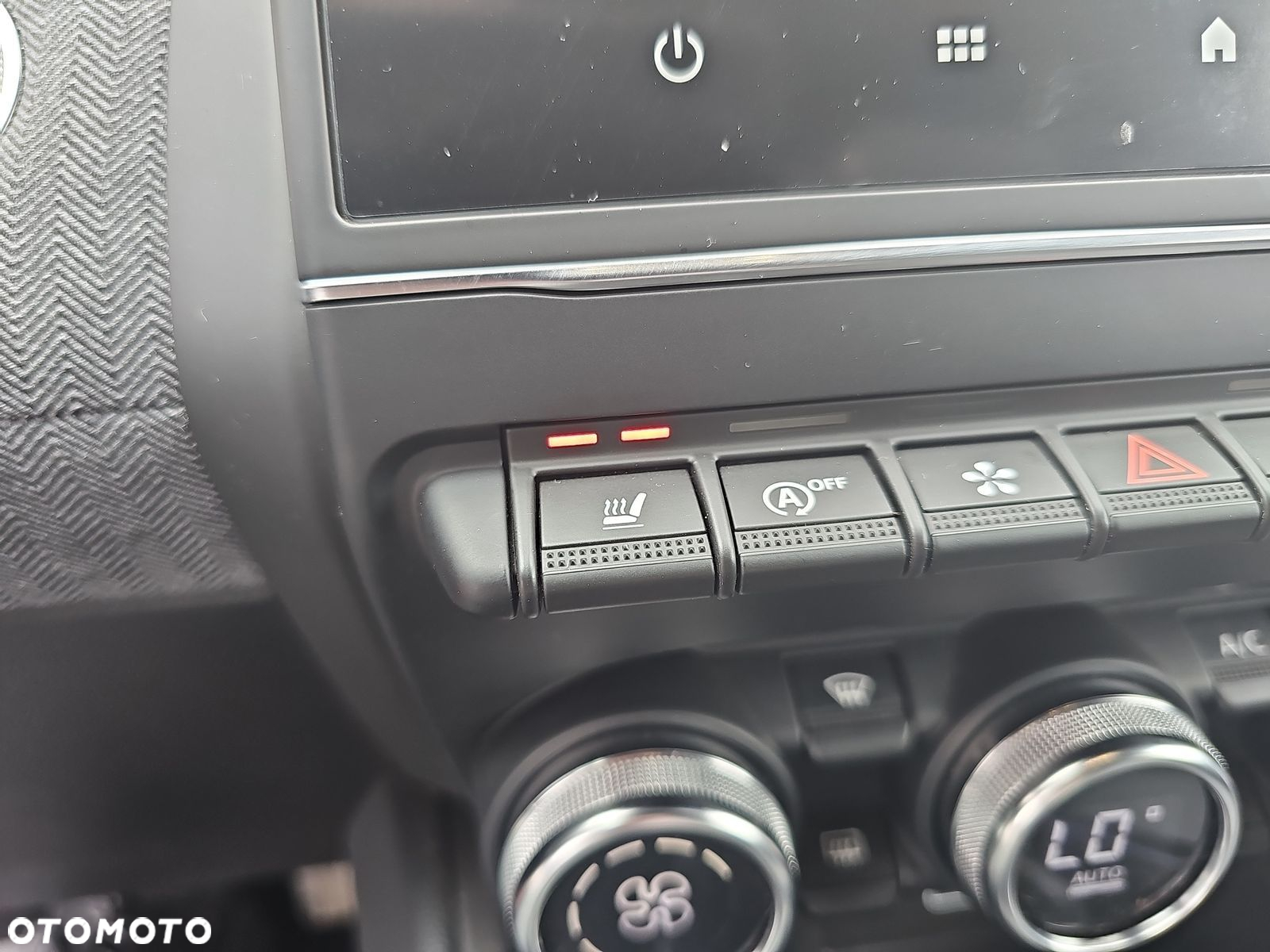 Renault Clio - 22