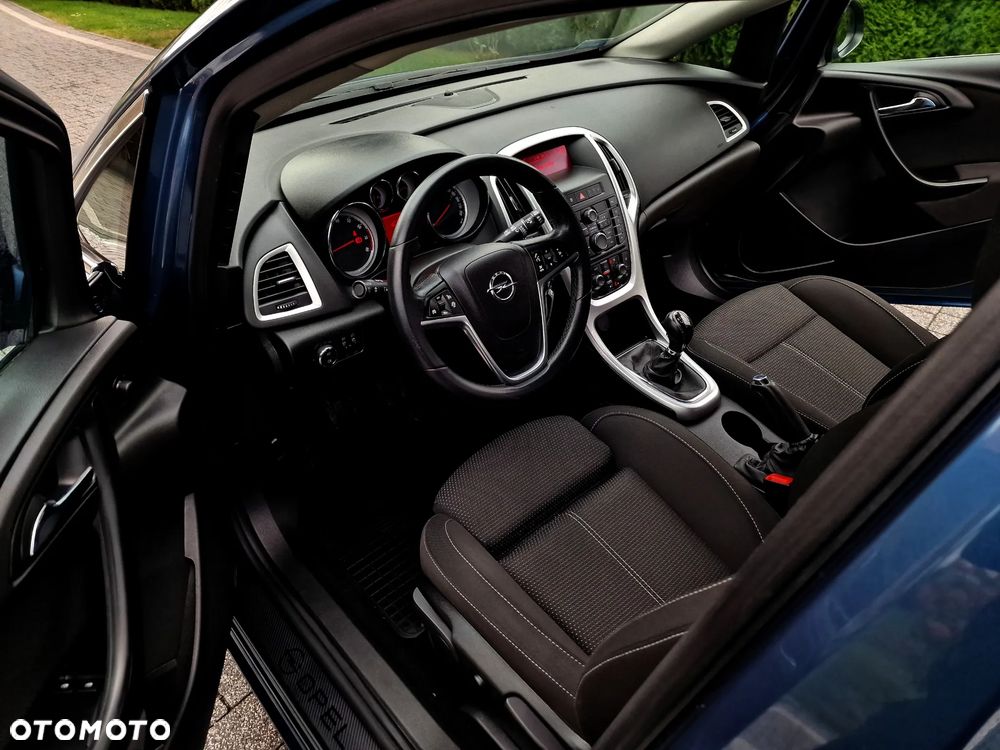 Opel Astra 1.6 Enjoy EU6 - 19