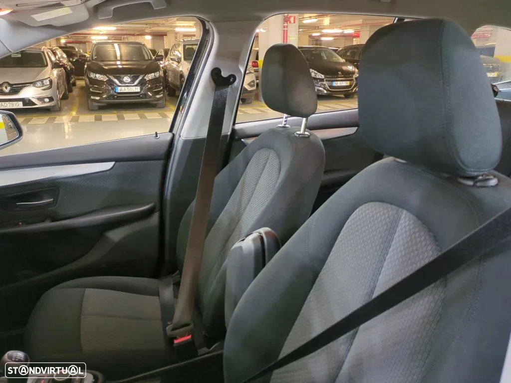 BMW 216 Gran Tourer - 3