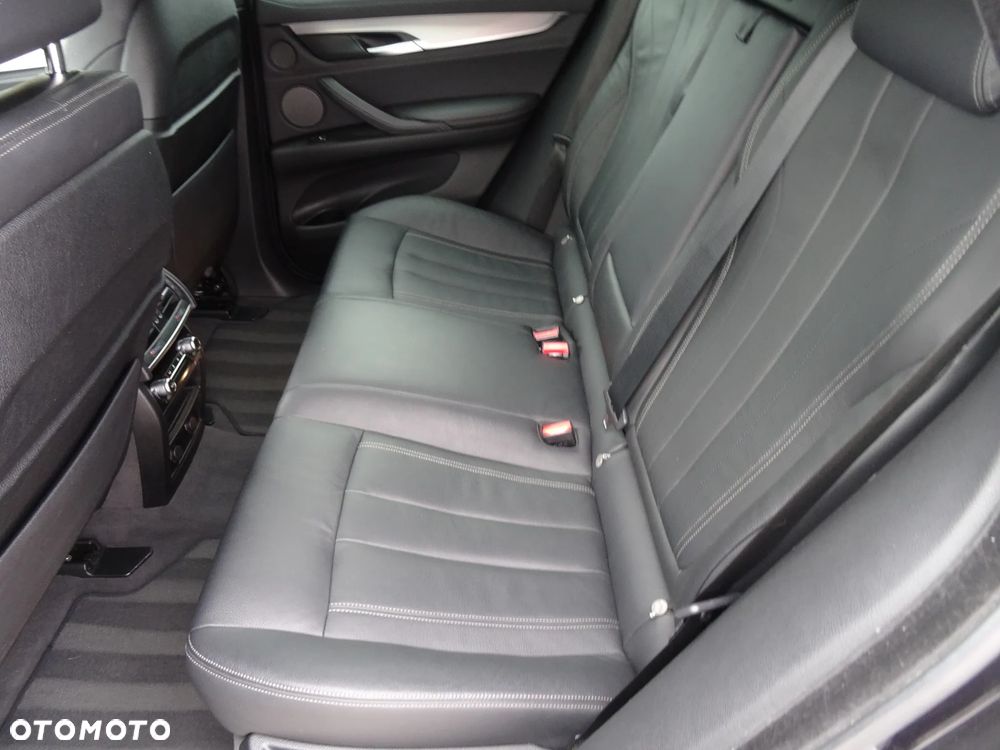 BMW X6 xDrive30d - 14