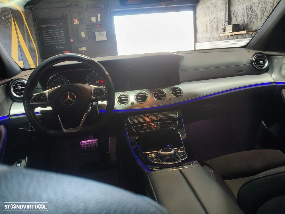 Mercedes-Benz E 220 d 9G-TRONIC AMG Line - 12