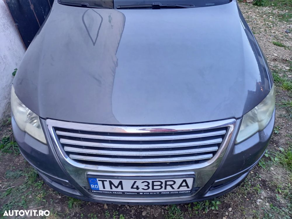 Volkswagen Passat 2.0 TDI DPF Comfortline - 4