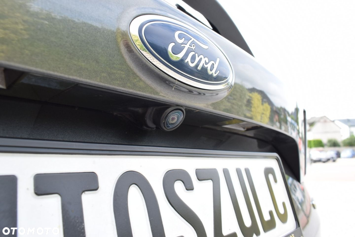 Ford Kuga - 12