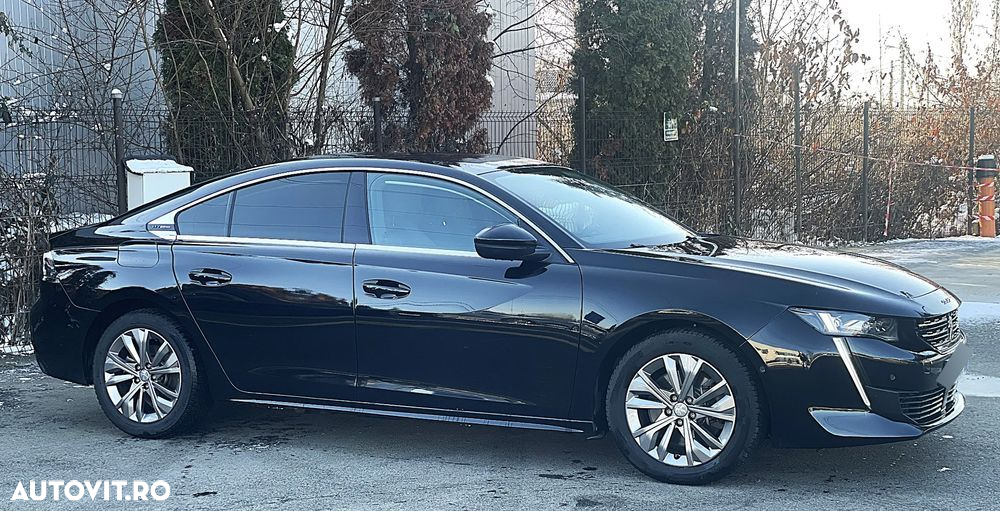 Peugeot 508 Plug-In Hybrid 225 e-EAT8 GT Pack - 12