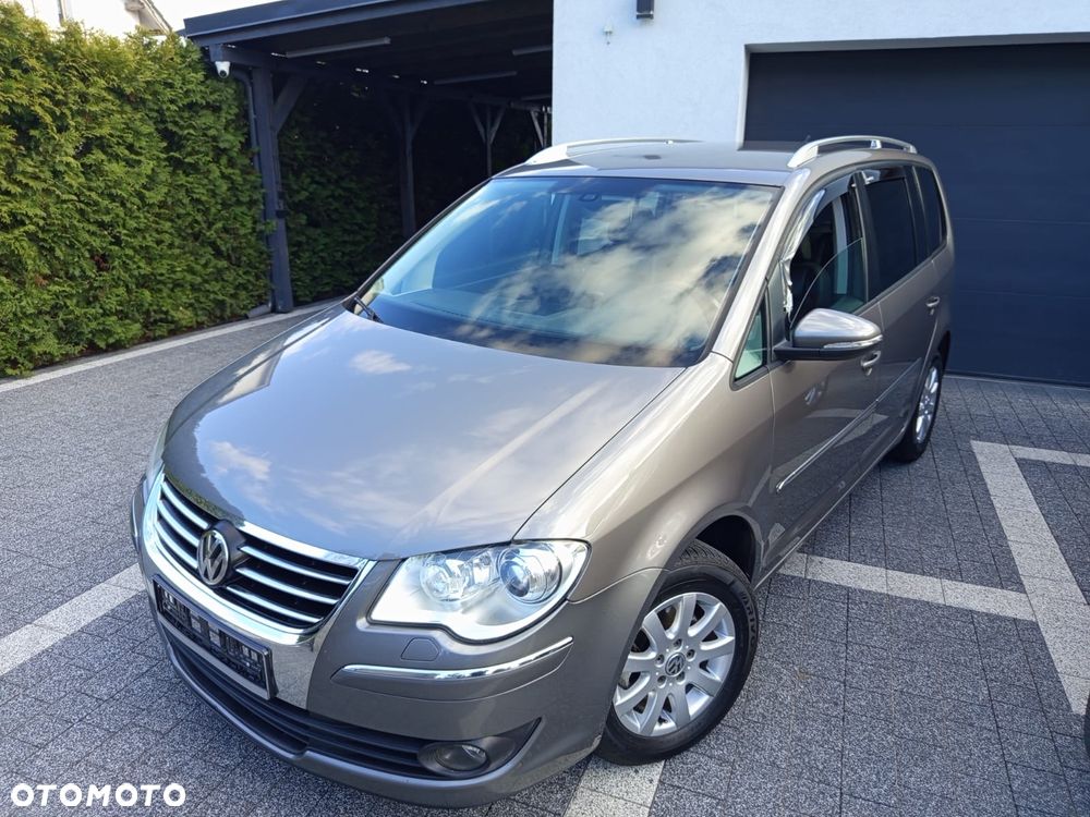 Volkswagen Touran 2.0 TDI DSG Highline - 18