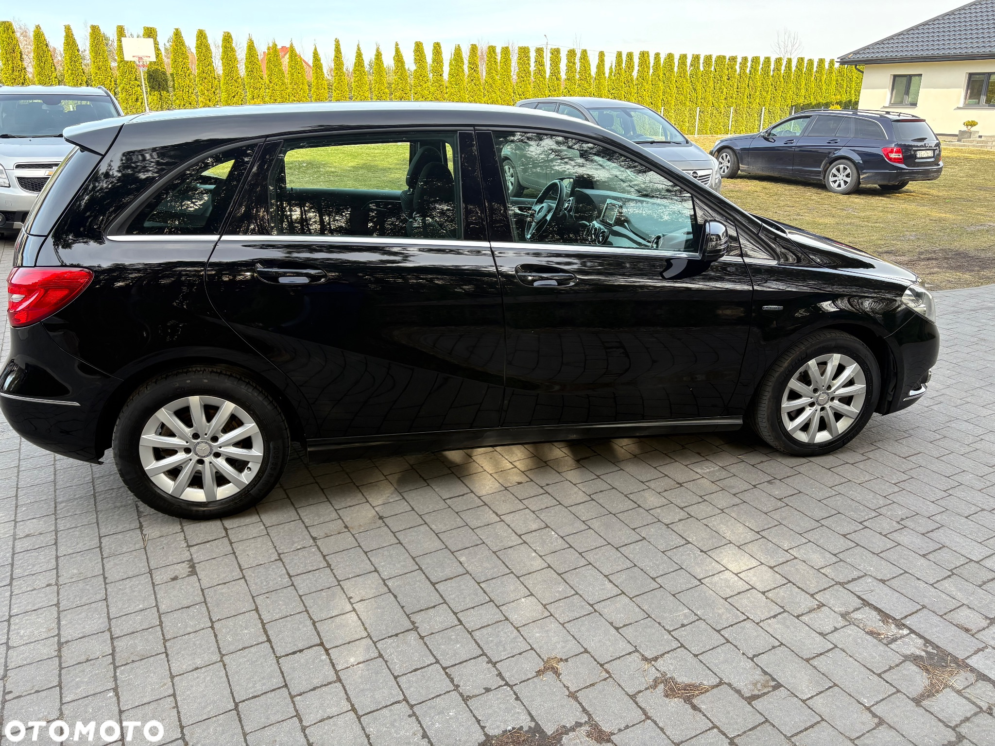 Mercedes-Benz Klasa B 200 CDI (BlueEFFICIENCY) - 4
