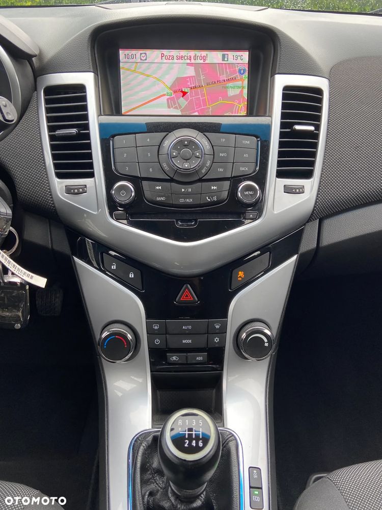 Chevrolet Cruze - 29