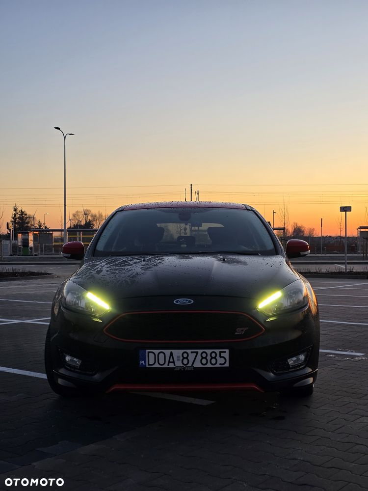 Ford Focus - 8