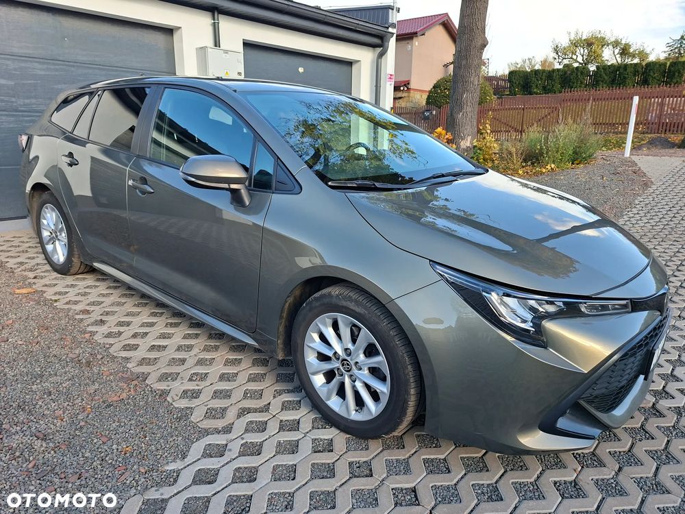 Toyota Corolla - 1