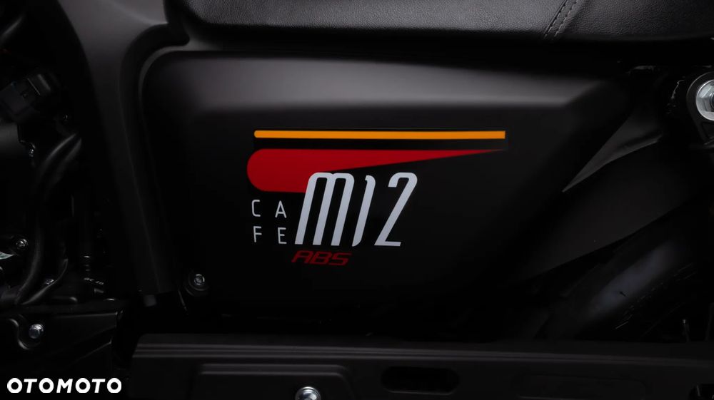 Junak M12 - 4
