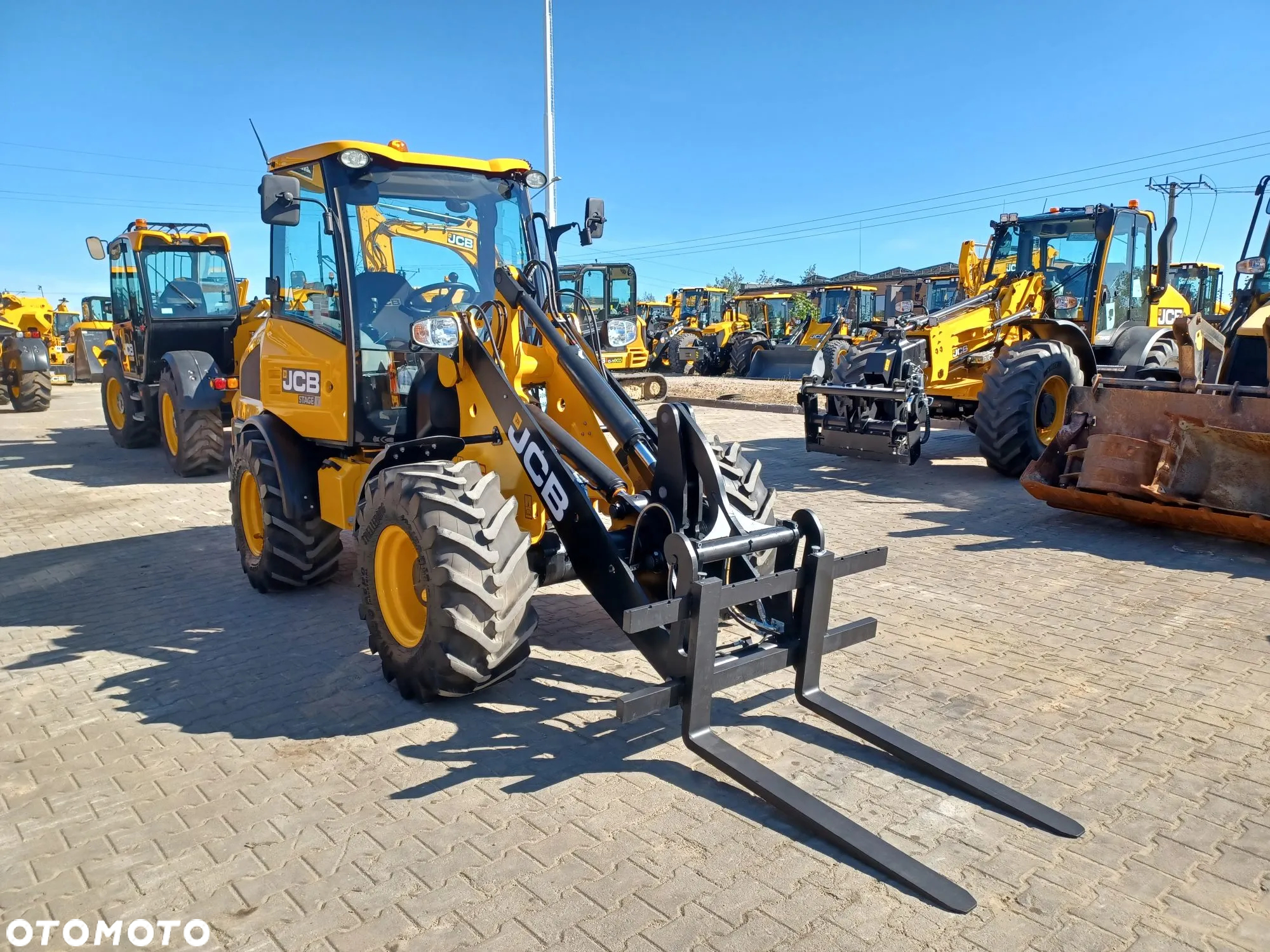 JCB 406 - 2