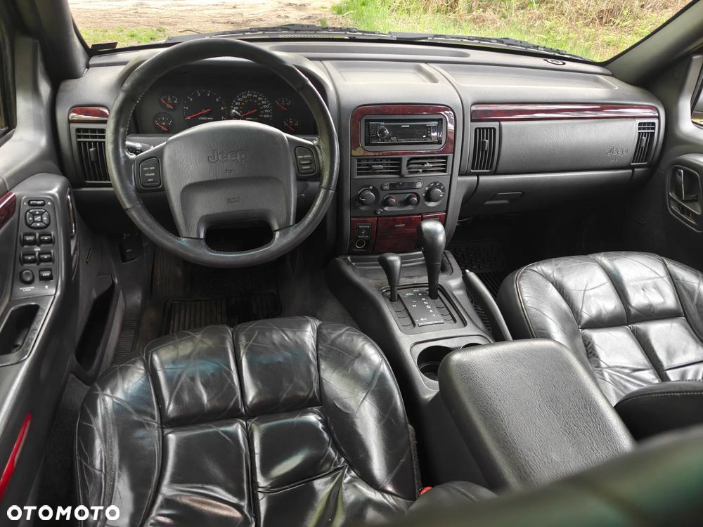 Jeep Grand Cherokee - 8